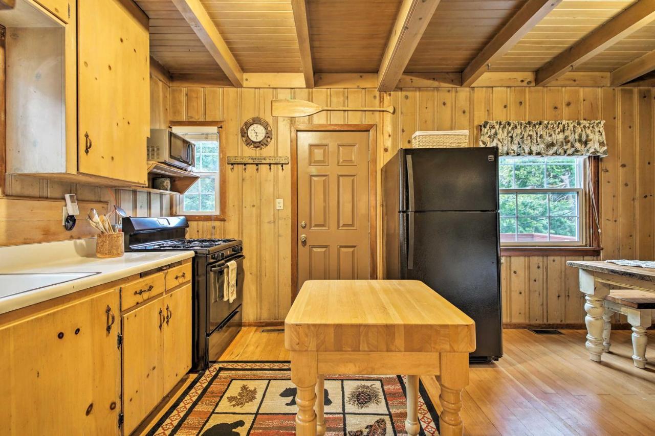 Vintage Snow White Cottage About 2 Miles To Village! Lake Arrowhead Ngoại thất bức ảnh