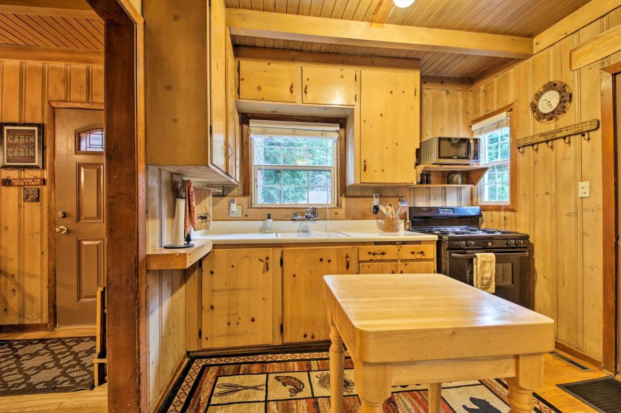 Vintage Snow White Cottage About 2 Miles To Village! Lake Arrowhead Ngoại thất bức ảnh